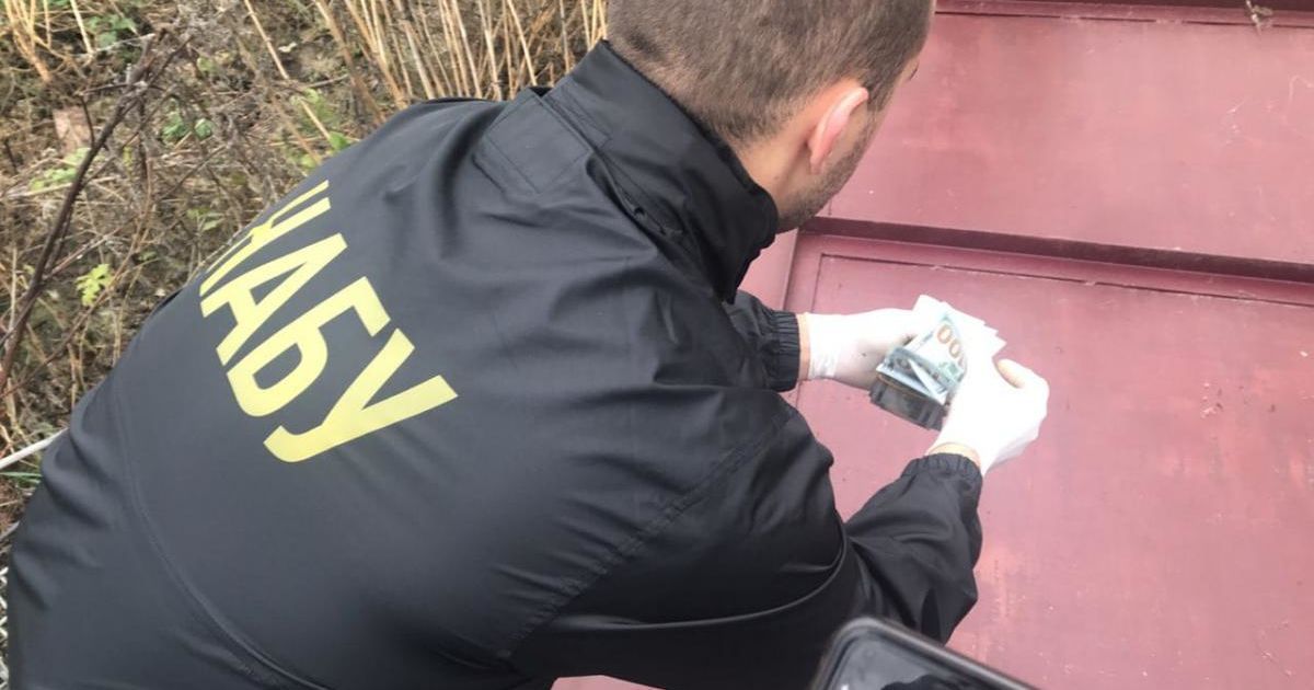 В Україні почав діяти закон про мільйонні нагороди за викриття корупції