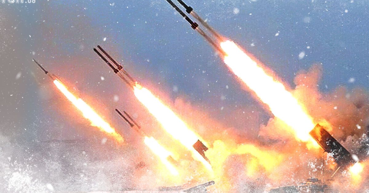 Коллаж ТСН.ua. Эксперты не исключают, что россияне в ожидании холодов, чтобы начать массированные обстрелы Украины.