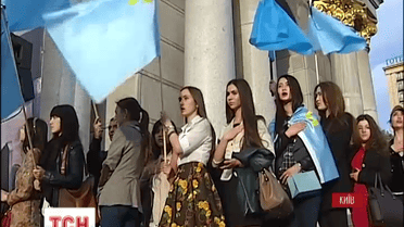 На Майдані триває акція, присвячена річниці депортації кримських татар