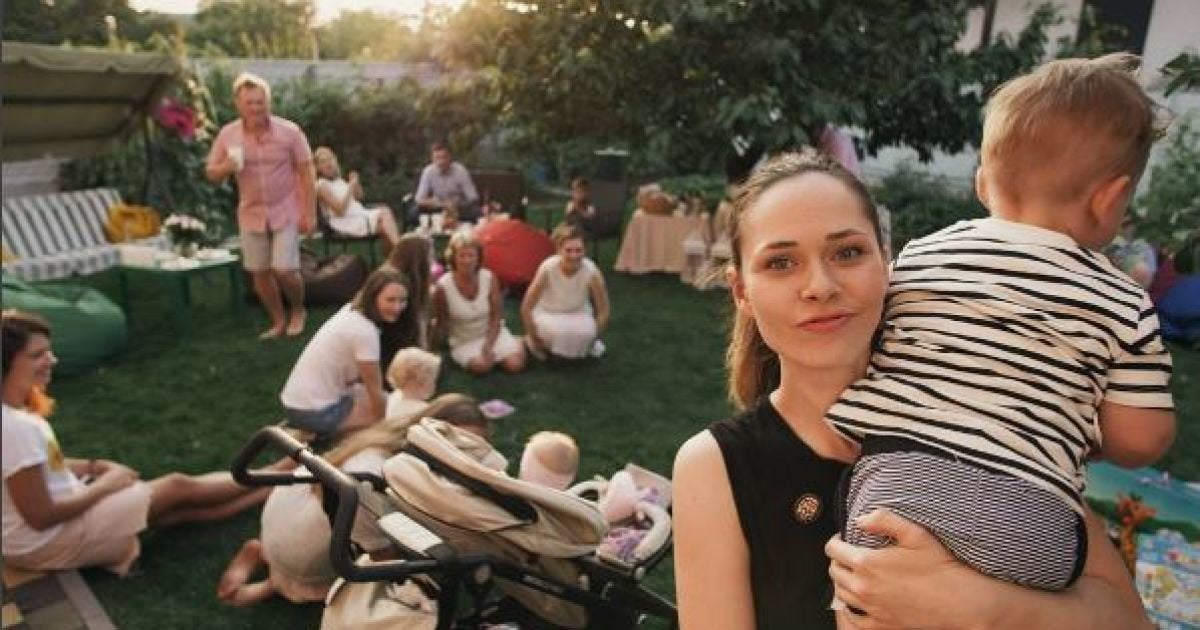 Фронтвумен The Hardkiss Саніна та її чоловік повезли підрослого сина на відпочинок