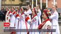 Підняття прапорів, автопробіг, марафон у соцмережах – як українці святкують День єднання
