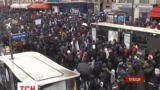 Многотысячные демонстрации проходят во Франции