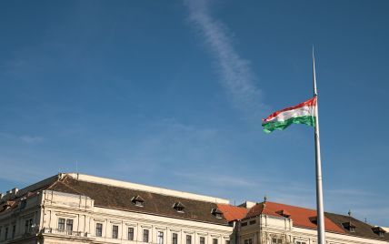 Угорці жертвують мільйони для українців, щоб відмитись від сорому за свій уряд - волонтери
