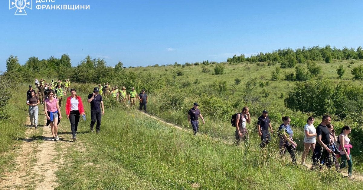 На Прикарпатье уже сутки ищут 6-летнего мальчика — что известно (фото)