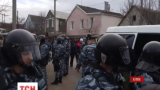 В Крыму второй день продолжаются обыски в домах крымских татар