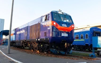 Локомотив General Electric вперше вирушив у рейс українською залізницею