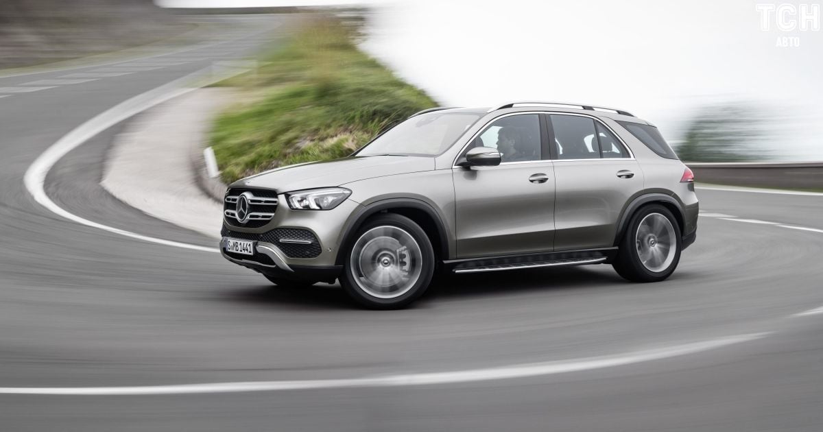 Mercedes-Benz GLE официально показался на публике