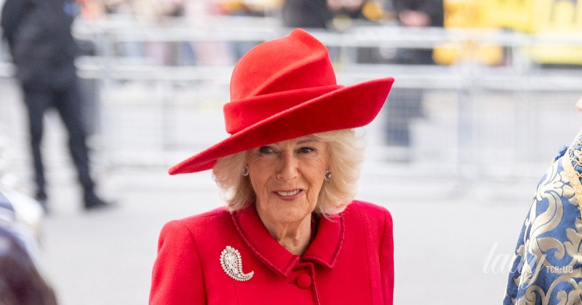 Королева Камилла