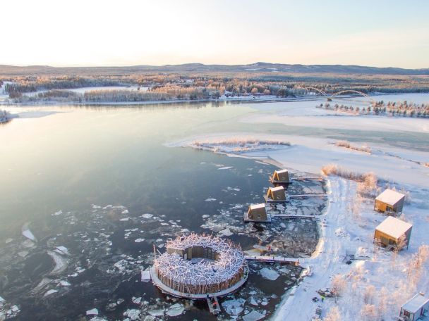  / © arcticbath.se