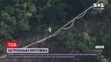 Новини світу: французький канатоходець прогулявся поміж двома пагорбами у Ріо-де-Жанейро