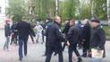 "Комуняку – на гілляку!" У Вінниці десятки молодиків напали на учасників першотравневого мітингу