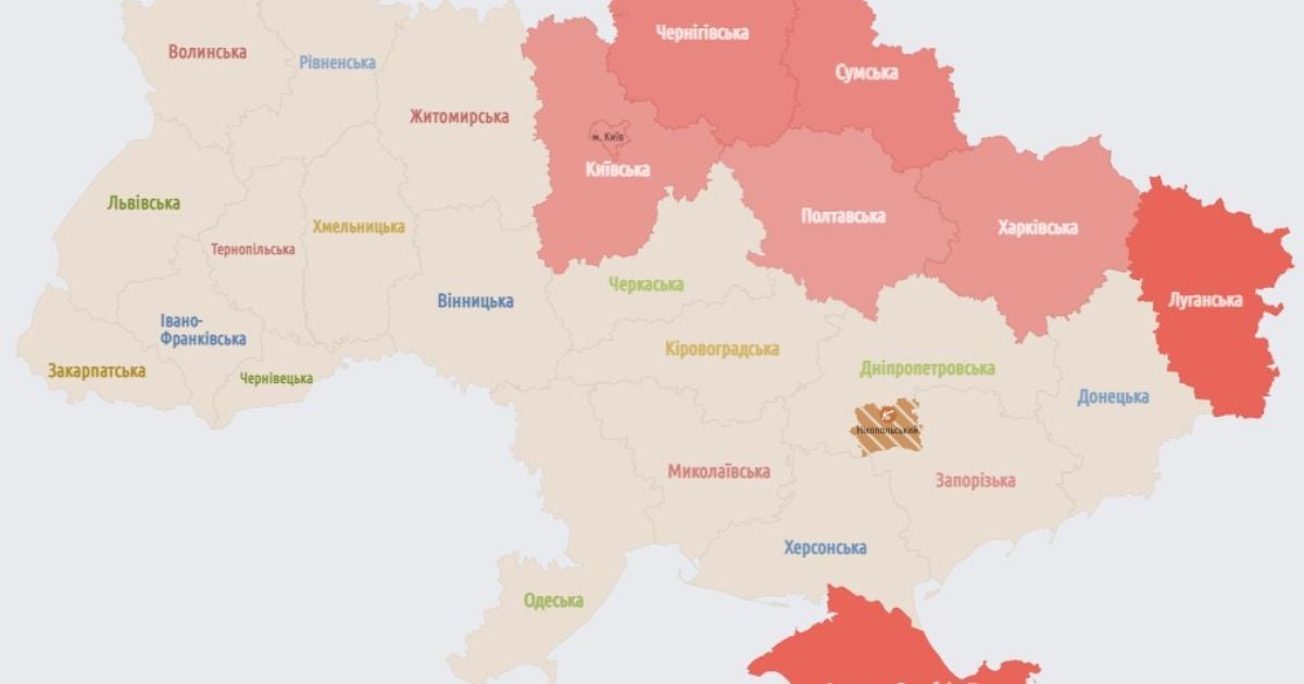 Повітряна тривога охопила південь України: є загроза атаки ворожих безпілотників