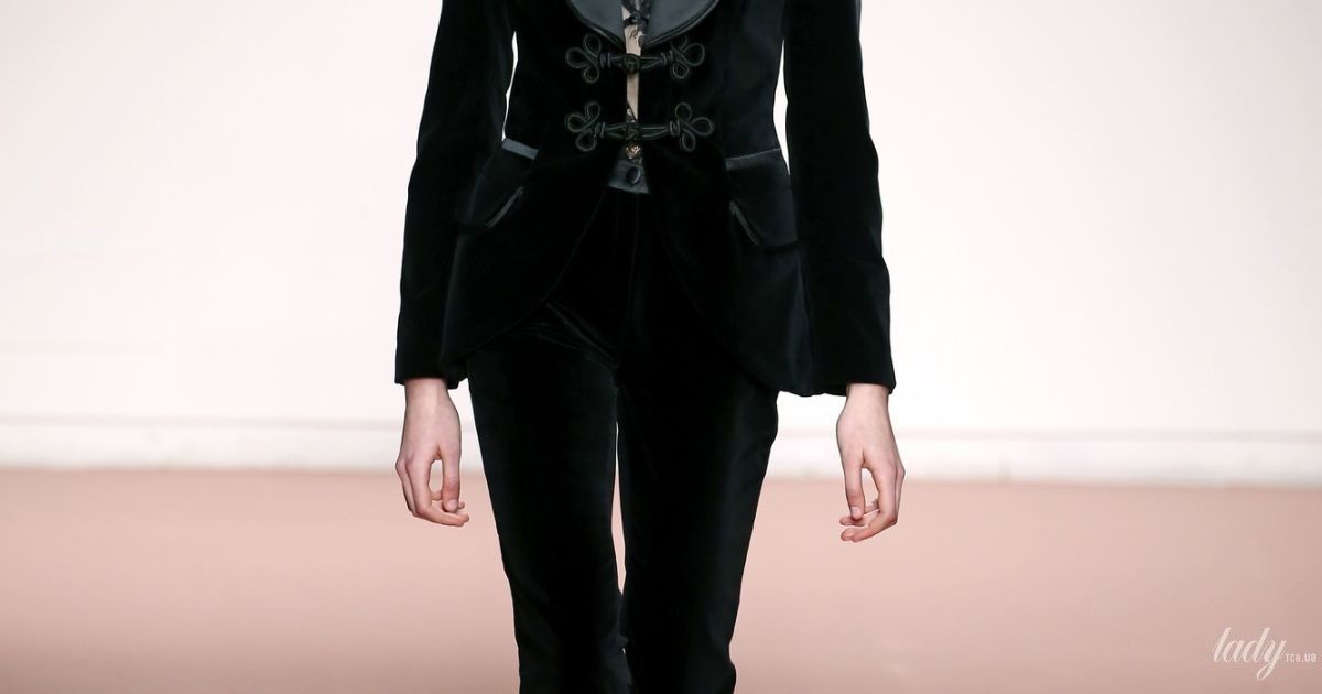 Коллекция Blumarine прет-а-порте сезона осень-зима 2019-2020_37 / © East News