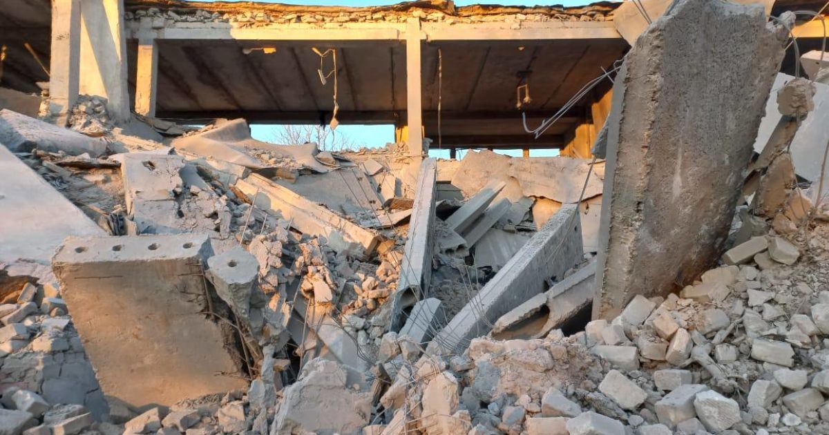 Россияне разбомбили Дом культуры и лицей, есть жертвы: Синегубов рассказал, как оккупанты обстреливают Харьковщину (фото)