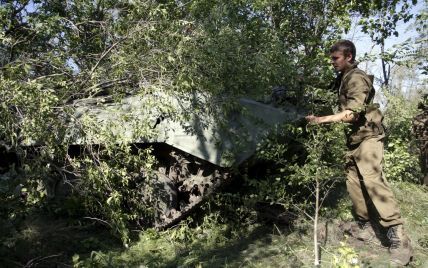 Боевики "ДНР" внезапно решили повременить с отводом легкого вооружения