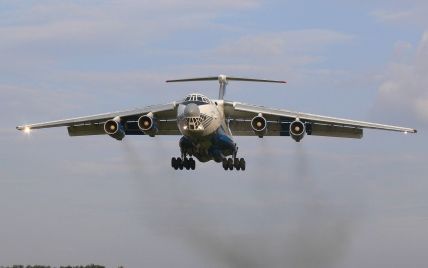 У РФ пошуки зниклого літака Іл-76 припинили до ранку