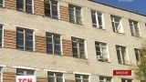 У Миколаєві військовий випав з 4 поверху казарми, триває розслідування