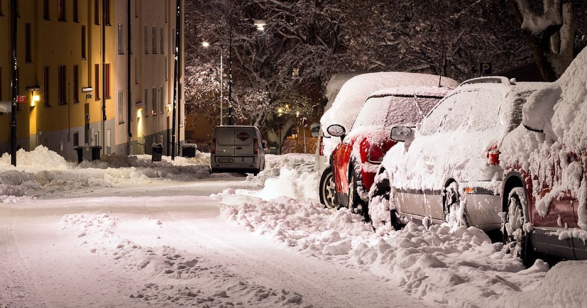 Десятки ДТП и пробки: последствия первого снегопада в Херсоне