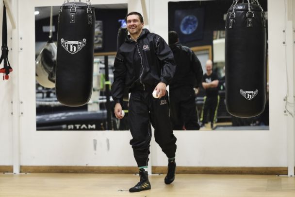 photos by Mark Robinson / © boxingscene.com