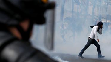 (c) Reuters