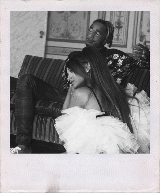  / © instagram.com/arianagrande