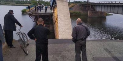 Укравтодор оприлюднив відео моменту обвалу мосту з вантажівкою біля Нікополя