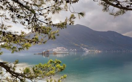 Черногория отменила обязательный тест на COVID-19 для туристов