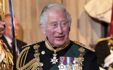 Конец эпохи близится: эксперт по языку тела объяснил, что чувствовал принц Чарльз, заменяя Елизавету II на открытии парламента