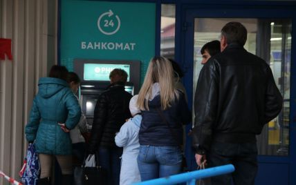 Українські роботодавці зменшують борги по зарплатам