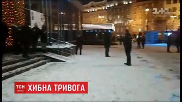 Около ста человек эвакуированы из столичной гостиницы "Днепр" из-за заминирования