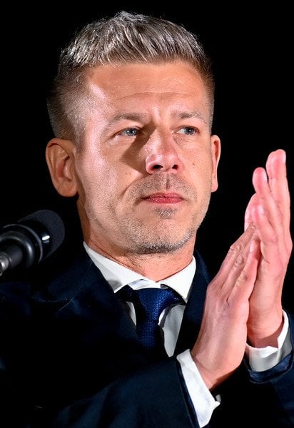 Петер Мадяр