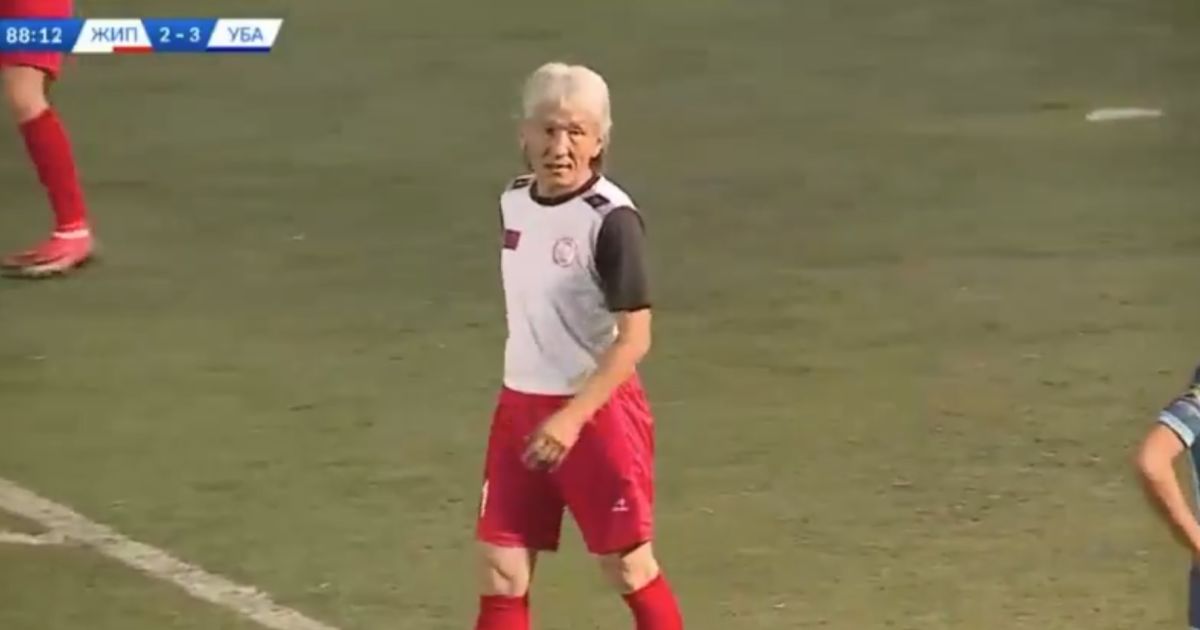 Хандсурен Оюнбілег