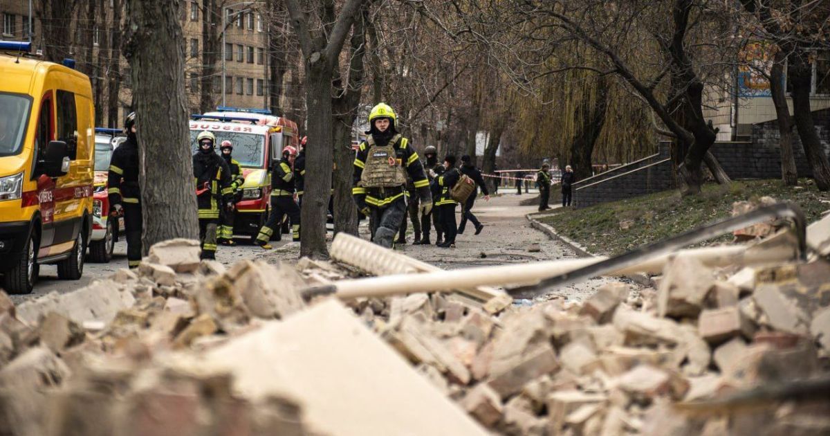 Наслідки ракетного удару по Києву 25 березня