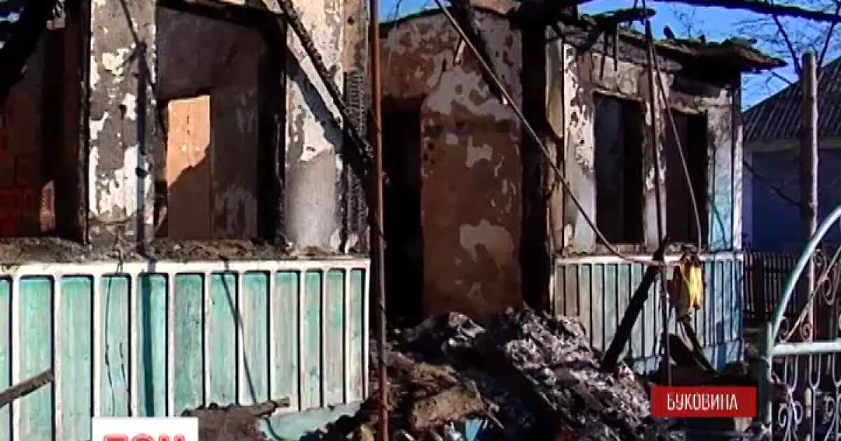 На Буковине 15-летний переселенец спас из огня трех маленьких детей