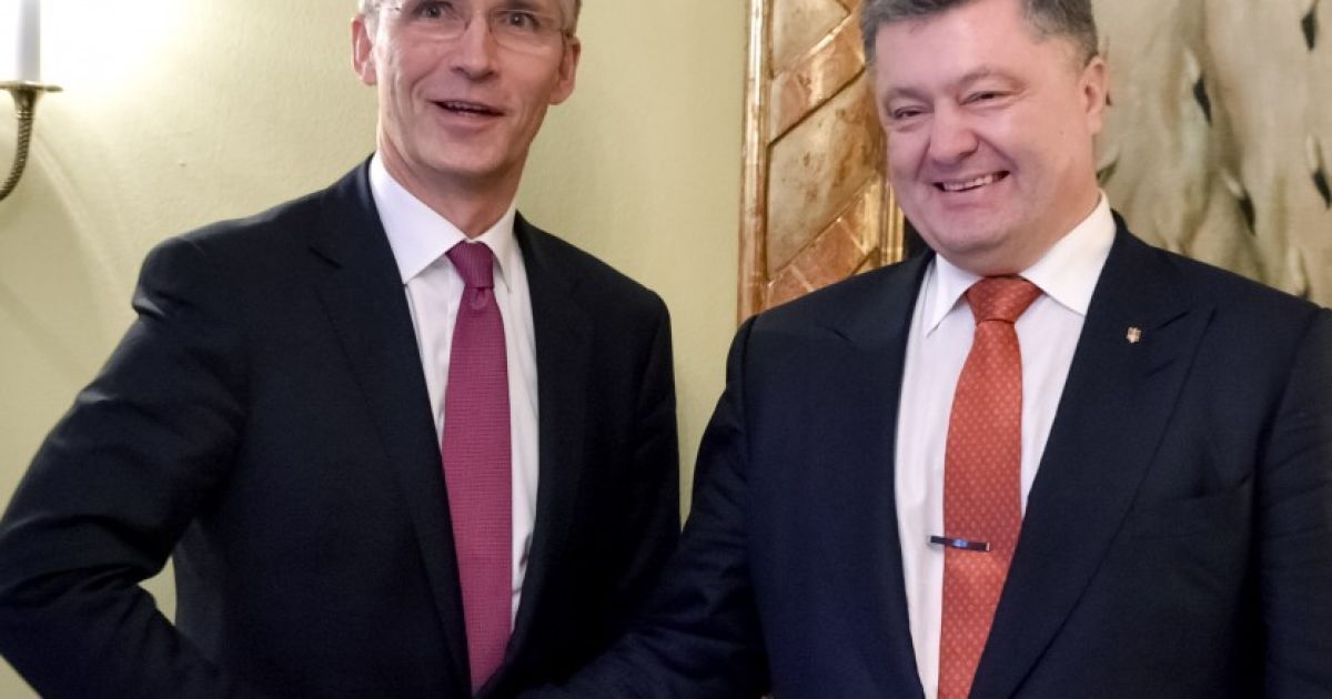 Порошенко и Столтенберг обсудили, как Украина может усилить сотрудничество с НАТО