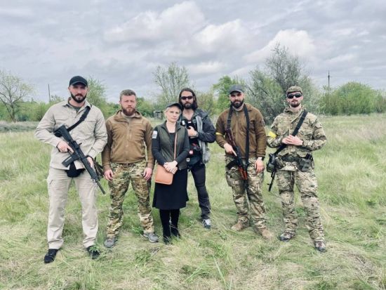 Її сміливість вражає: перша українка у Конгресі США відвідала прифронтові райони та Львів