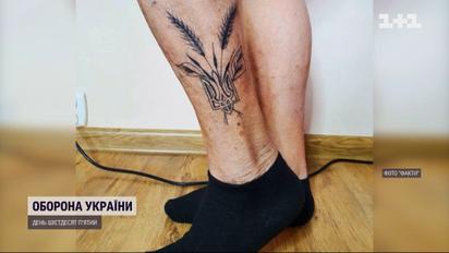 79-ти річна вінничанка наважилася зробити собі патріотичне тату