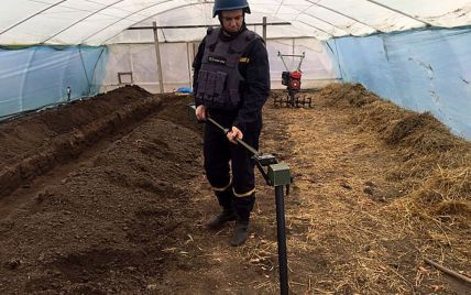 Отголоски Второй мировой: в Николаевской области мужчина нашел на своем огороде мины