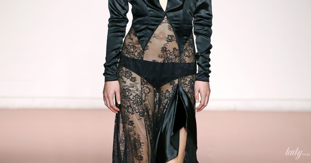 Коллекция Blumarine прет-а-порте сезона осень-зима 2019-2020_42 / © East News