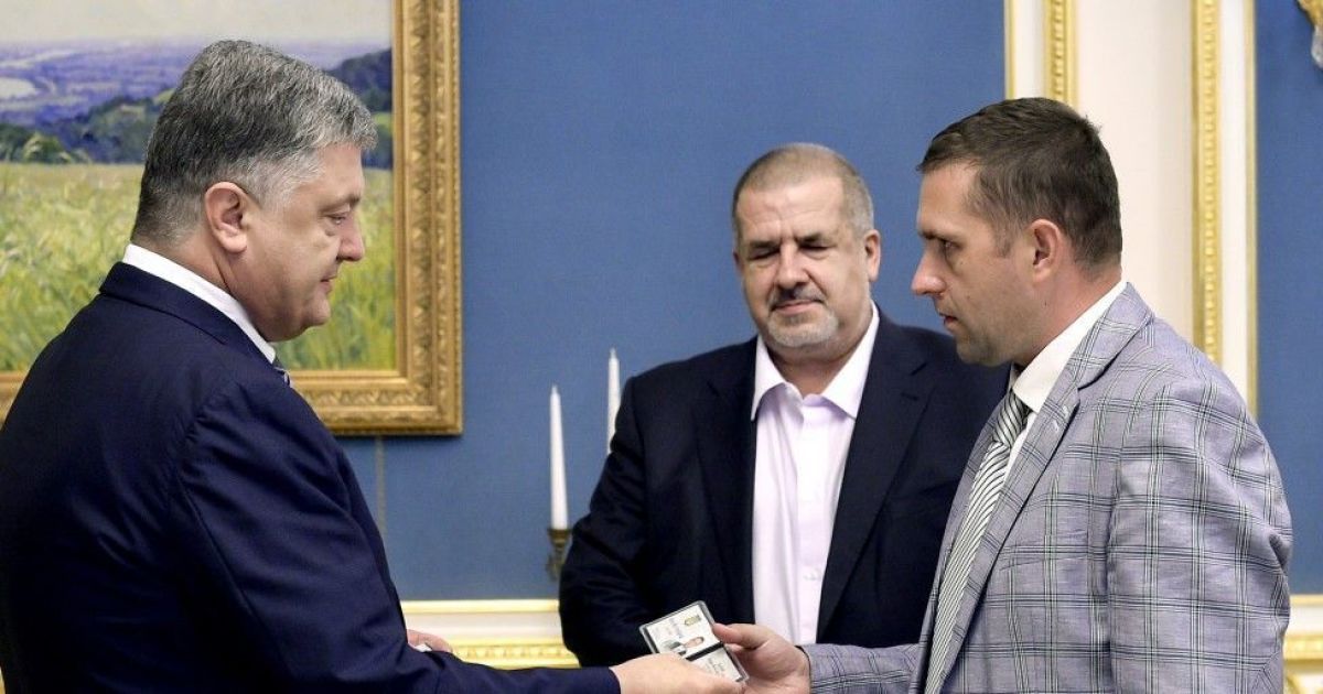 Порошенко назначил своего постоянного представителя в Крыму