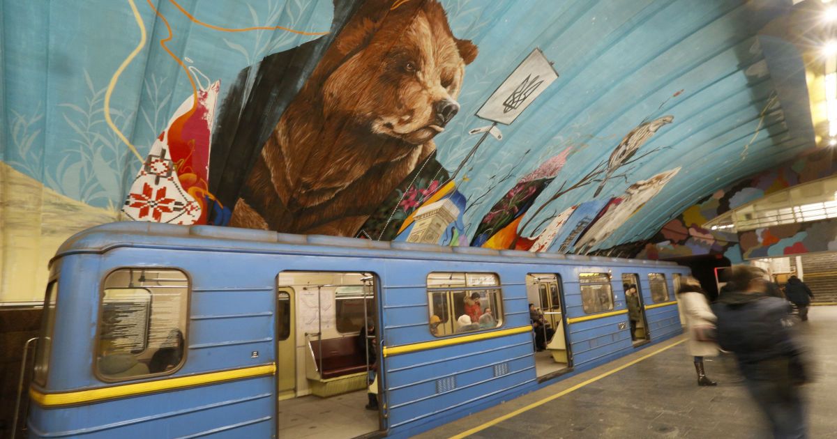Пока в Киеве продолжается карантин, метрополитен ремонтируют полной силой