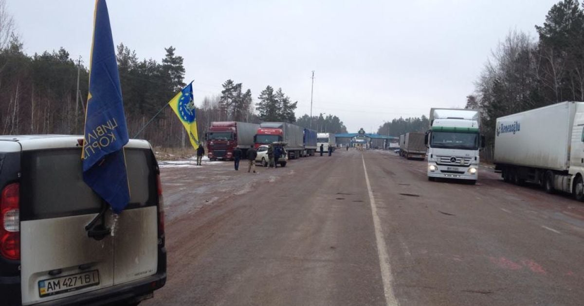 Еще одна область Украины присоединилась к блокированию российских фур