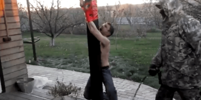 Боевики опубликовали видео зверских пыток мирного жителя на Донетчине