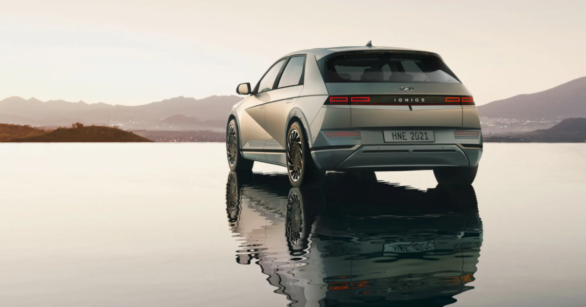 Электрокроссовер Hyundai, который продается в Украине, великолепно справился с краш-тестом (видео)