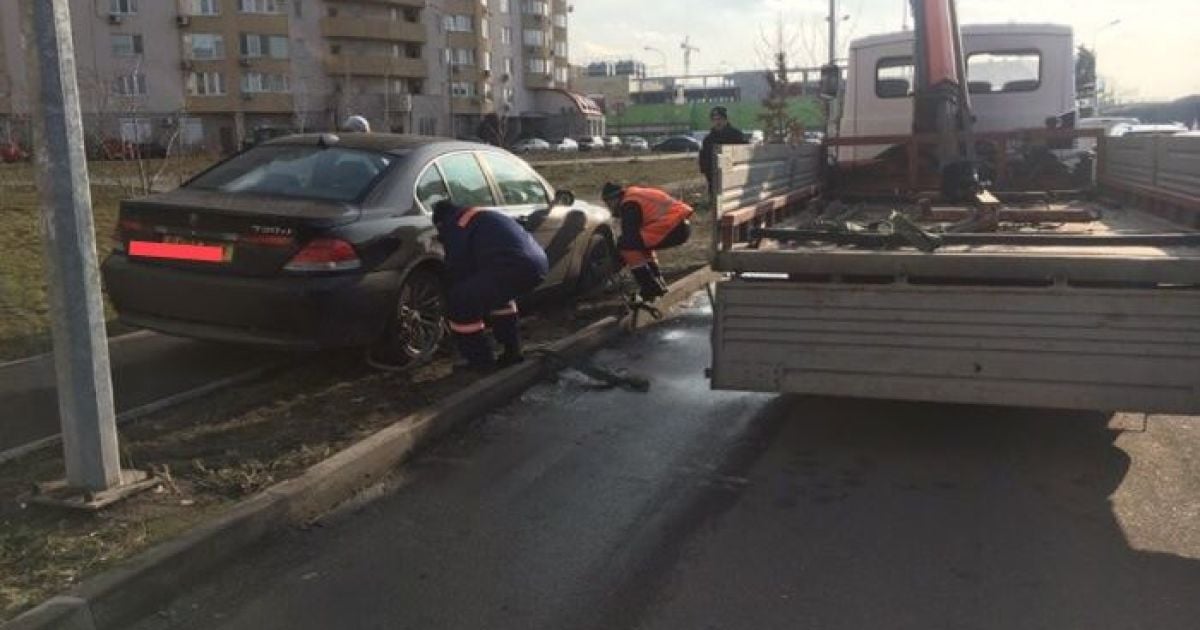 У Києві евакуювали 37 автівок порушників за тиждень