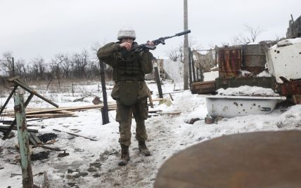 На Донбассе - относительное затишье. Военные расчистили дорогу между прифронтовыми городами