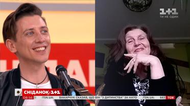 Італійський співак Альфонсо Олівер переспівав пісню Скрябіна "Мам"