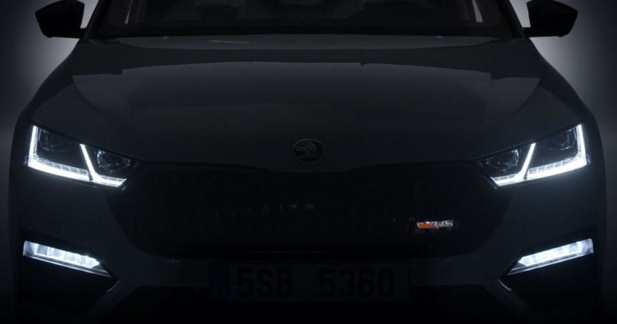 Skoda показала на видео новую гибридную Octavia RS