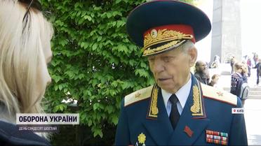 Наративи про "братскіє народи": як минуло 9 травня в Києві