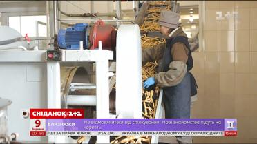 Мой путеводитель. Народные депутаты покупают сало в Винницкой области